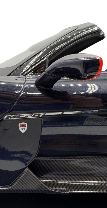 Maserati Model Maserati MC20 Club Italia Cielo 2022 1/12 Maserati Model Maserati MC20 Club Italia Cielo 2022 1/12